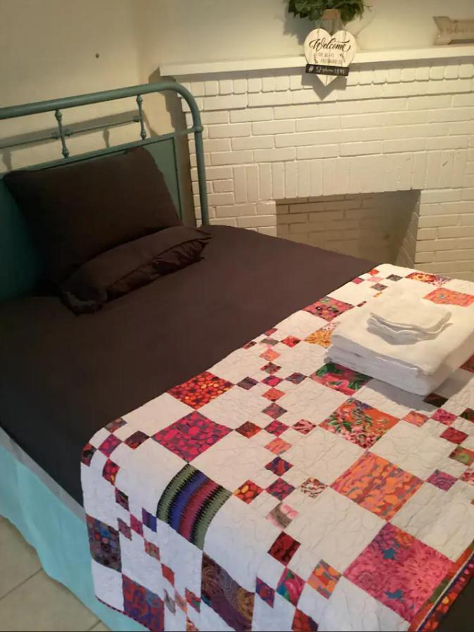 Historic Mitchell House Bed & Breakfast Sulphur Springs Bagian luar foto